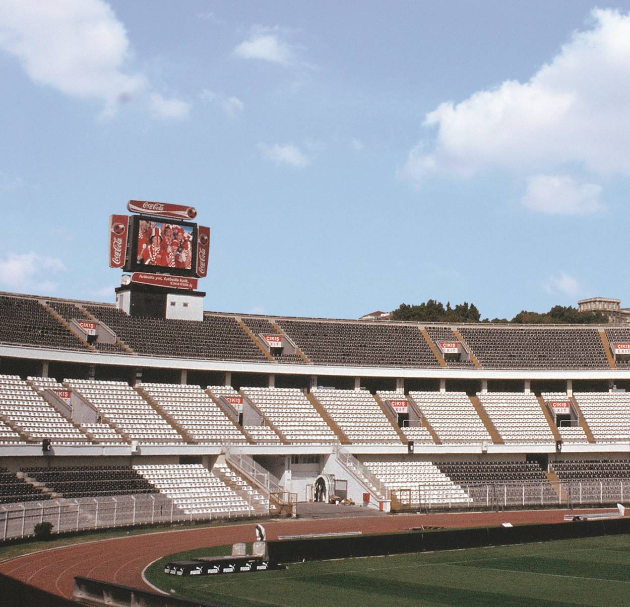 Beşiktaş İnönü Stadyumu Koltukları